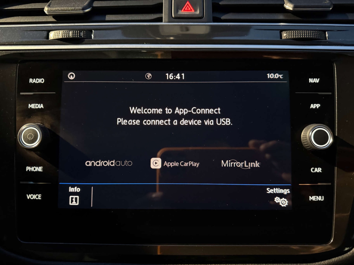 Used Volkswagen Tiguan 2018 for sale - 77236284: Photo 33