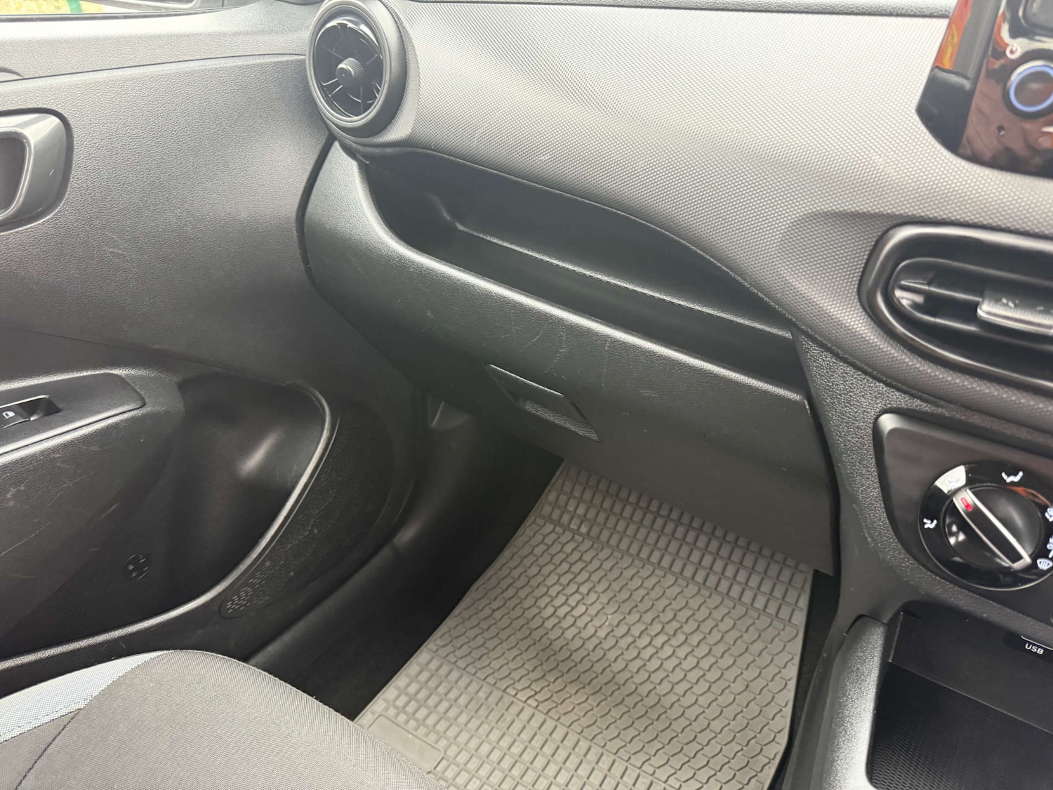 Used Hyundai i10 2022 for sale - 76507185: Photo 21