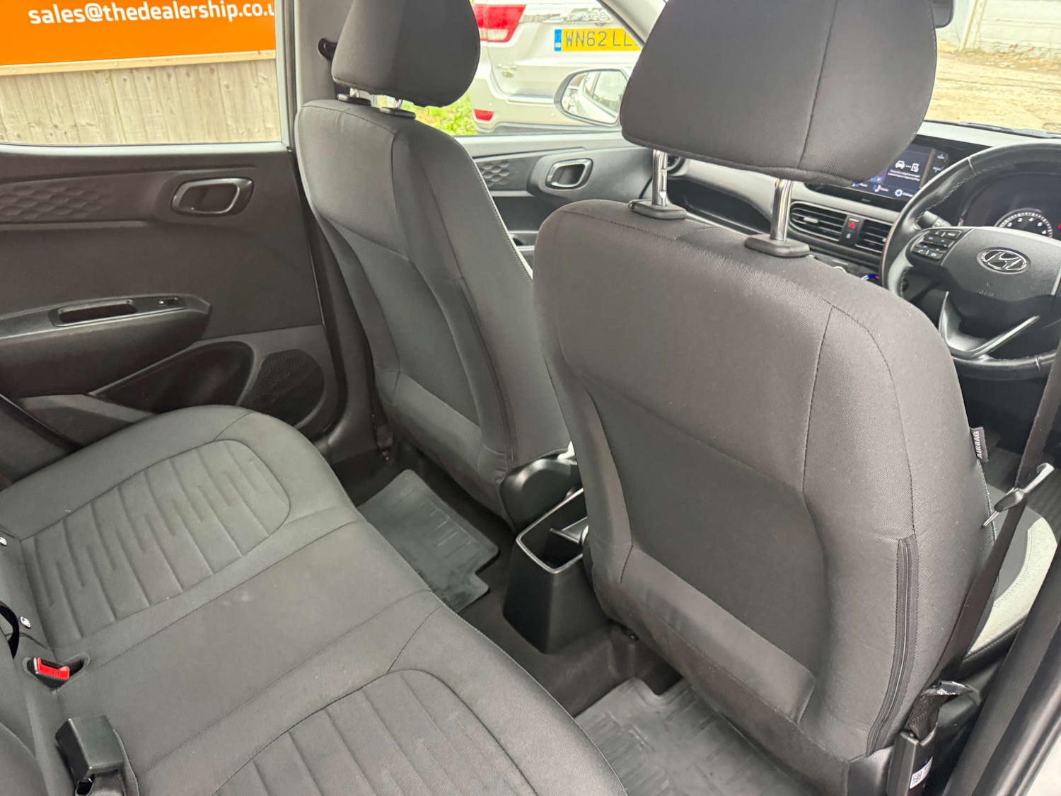 Used Hyundai i10 2022 for sale - 76507185: Photo 25