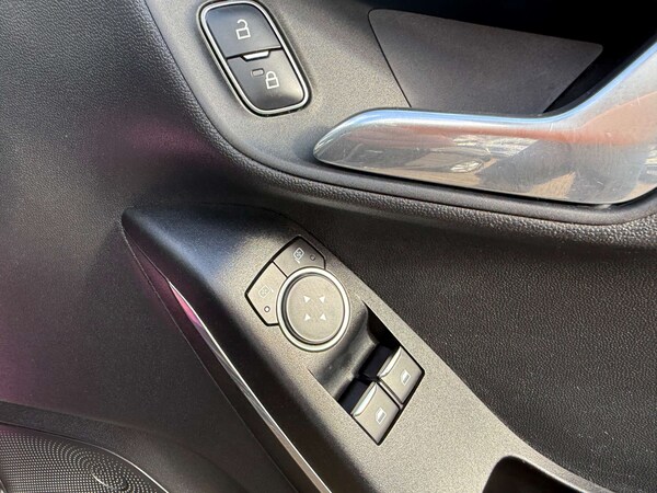 Used Ford Fiesta 2018 for sale - 76243979: Photo 20