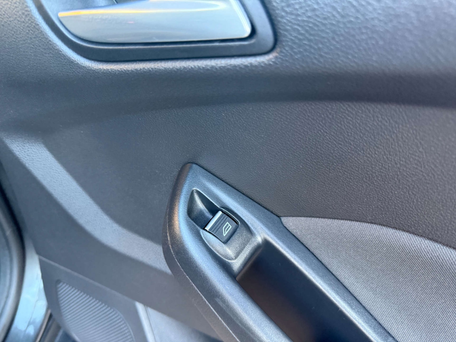 Used Ford Focus 2018 for sale - 76830938: Photo 19