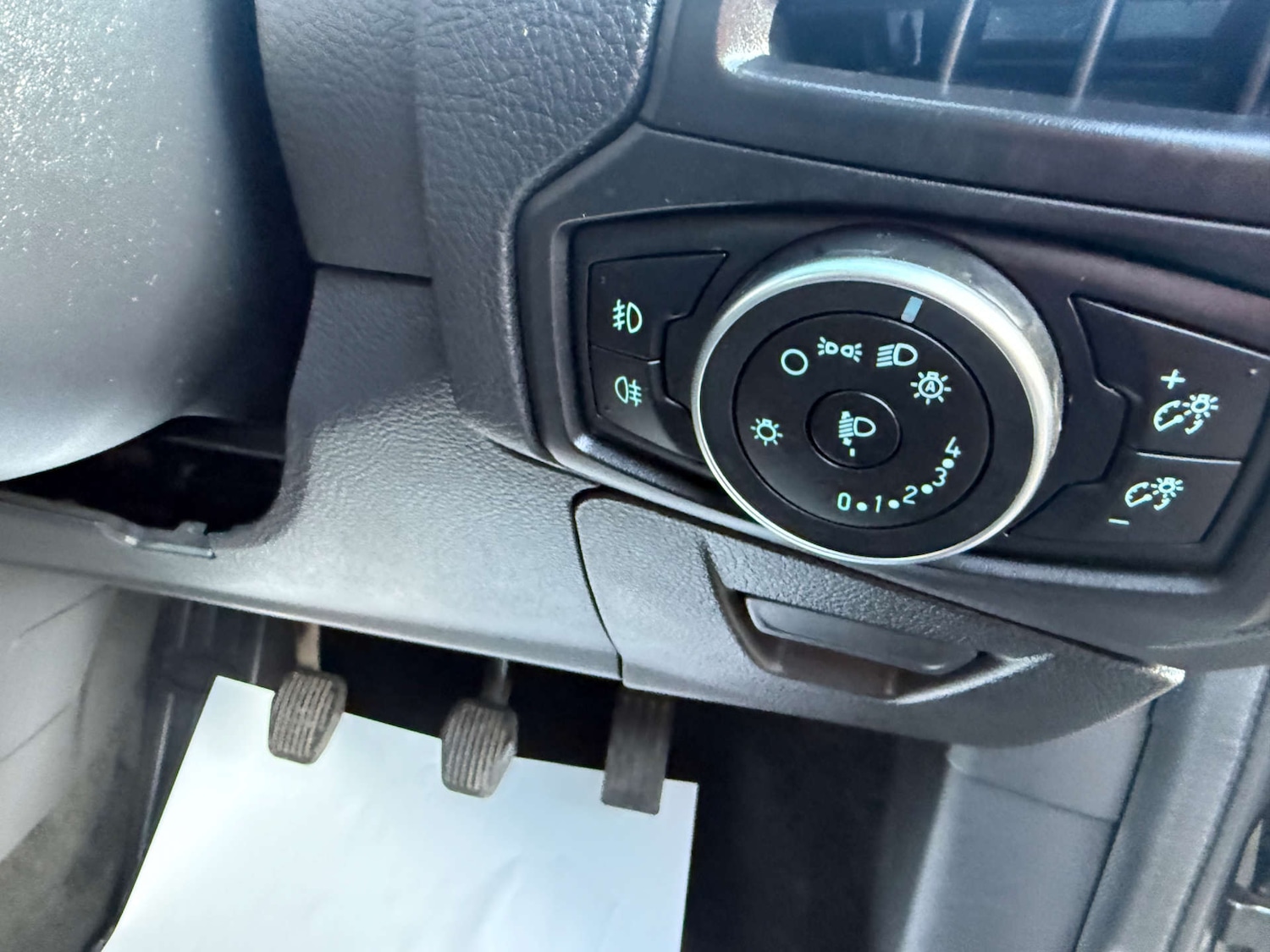 Used Ford Focus 2018 for sale - 76830938: Photo 26