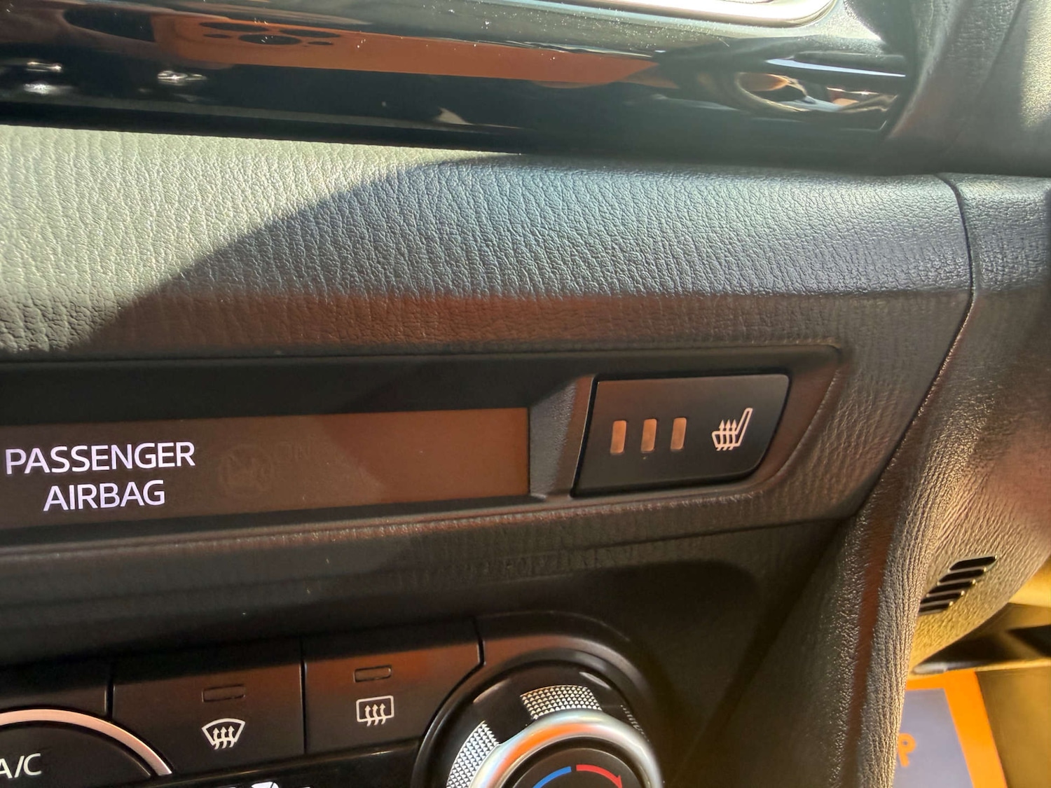 Used Mazda Mazda3 2014 for sale - 78139642: Photo 33