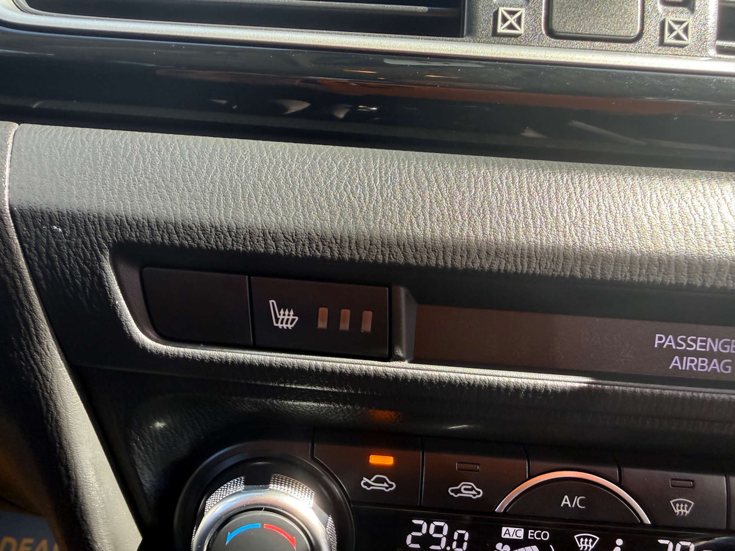 Used Mazda Mazda3 2014 for sale - 78139642: Photo 38