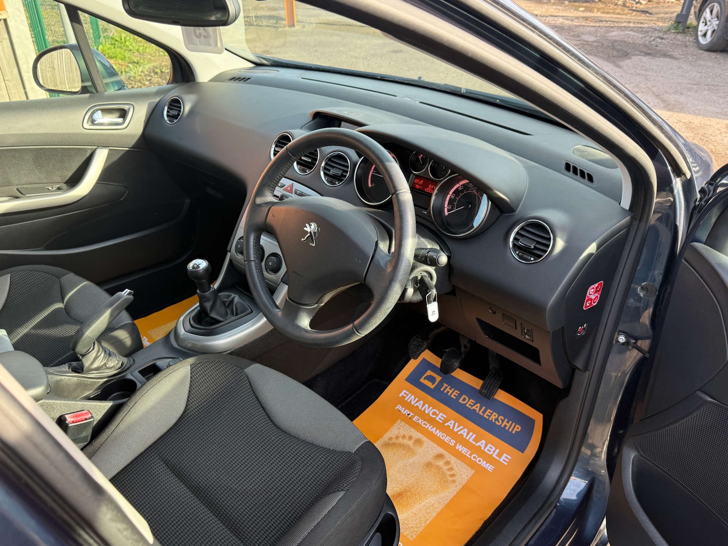 Used Peugeot 308 2013 for sale - 77715634: Photo 22