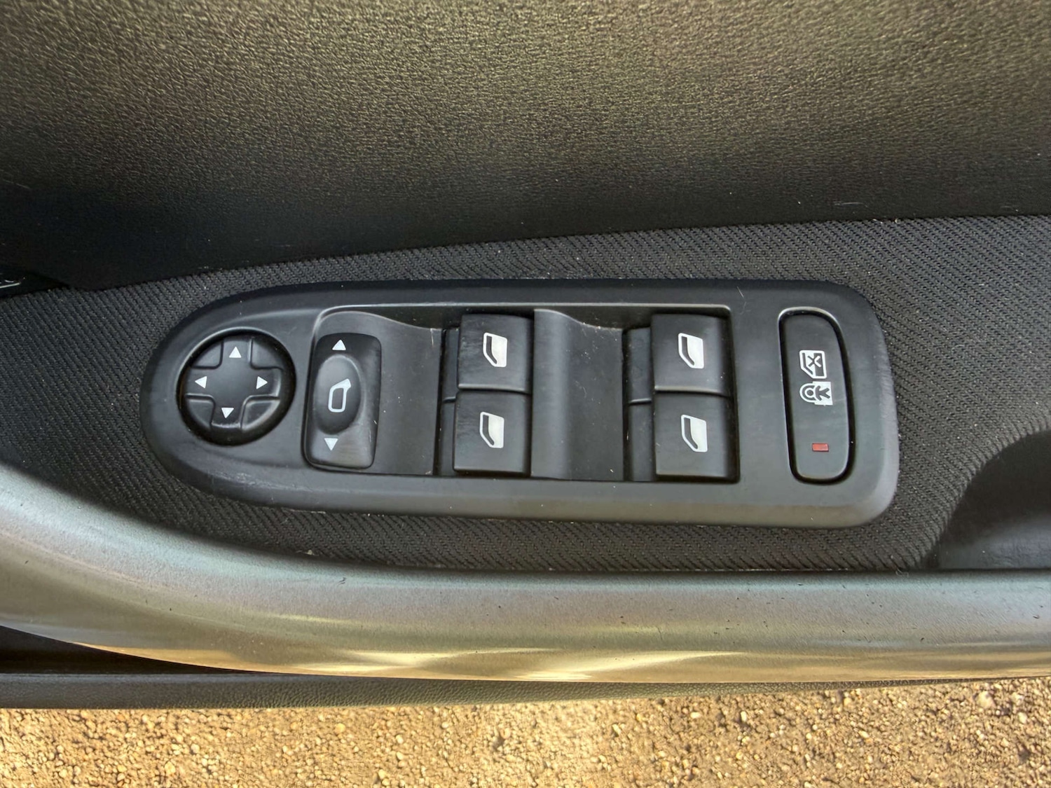 Used Peugeot 308 2013 for sale - 77715634: Photo 23