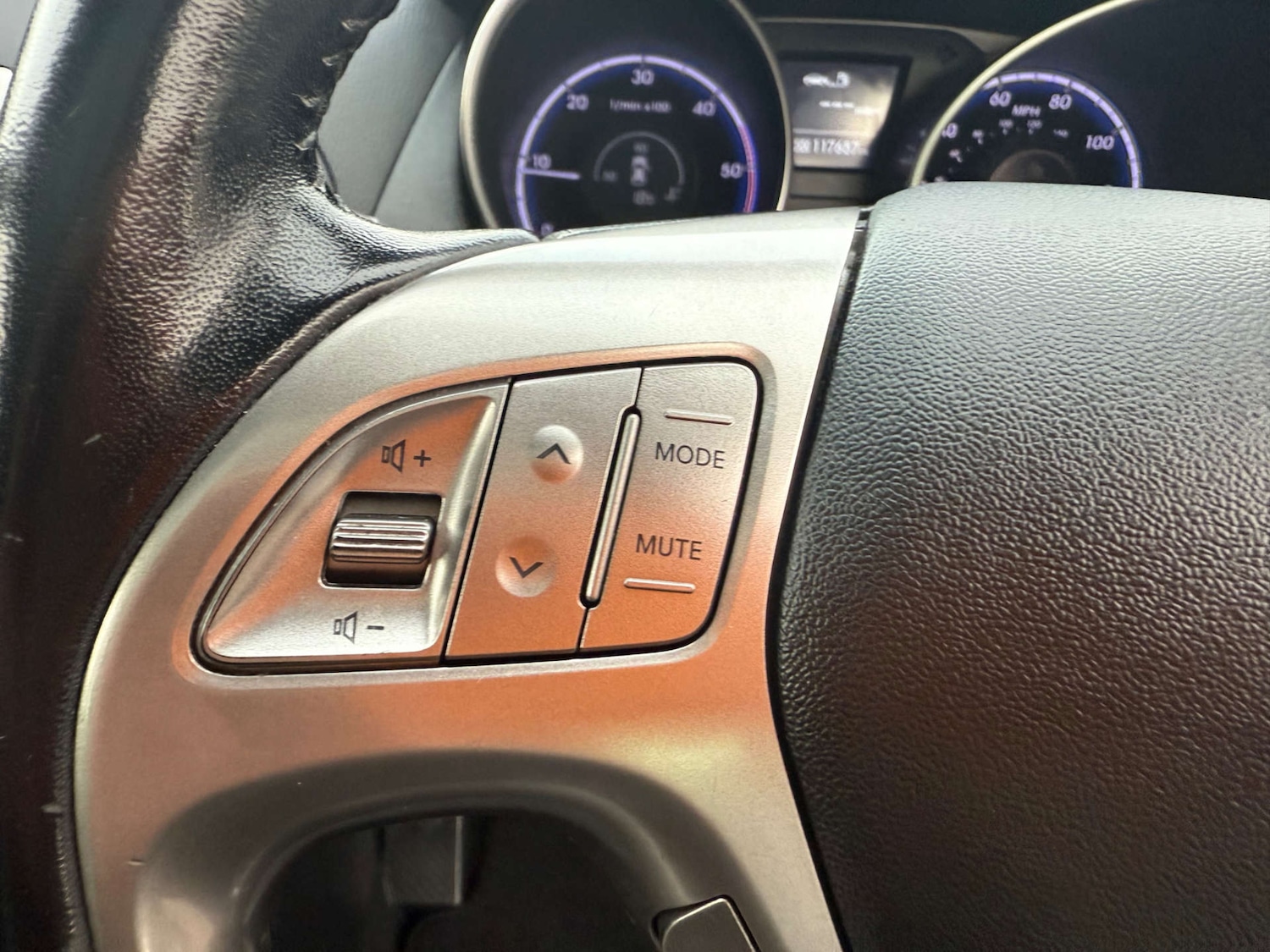 Used Hyundai Ix35 2010 for sale - 76469514: Photo 40