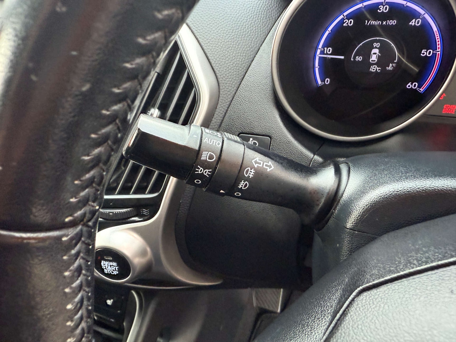 Used Hyundai Ix35 2010 for sale - 76469514: Photo 42