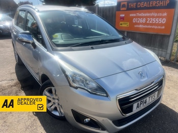 Used Peugeot 5008 2014 for sale - 79114481: Photo