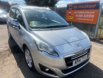 Used Peugeot 5008 2014 for sale - 79114481: Photo