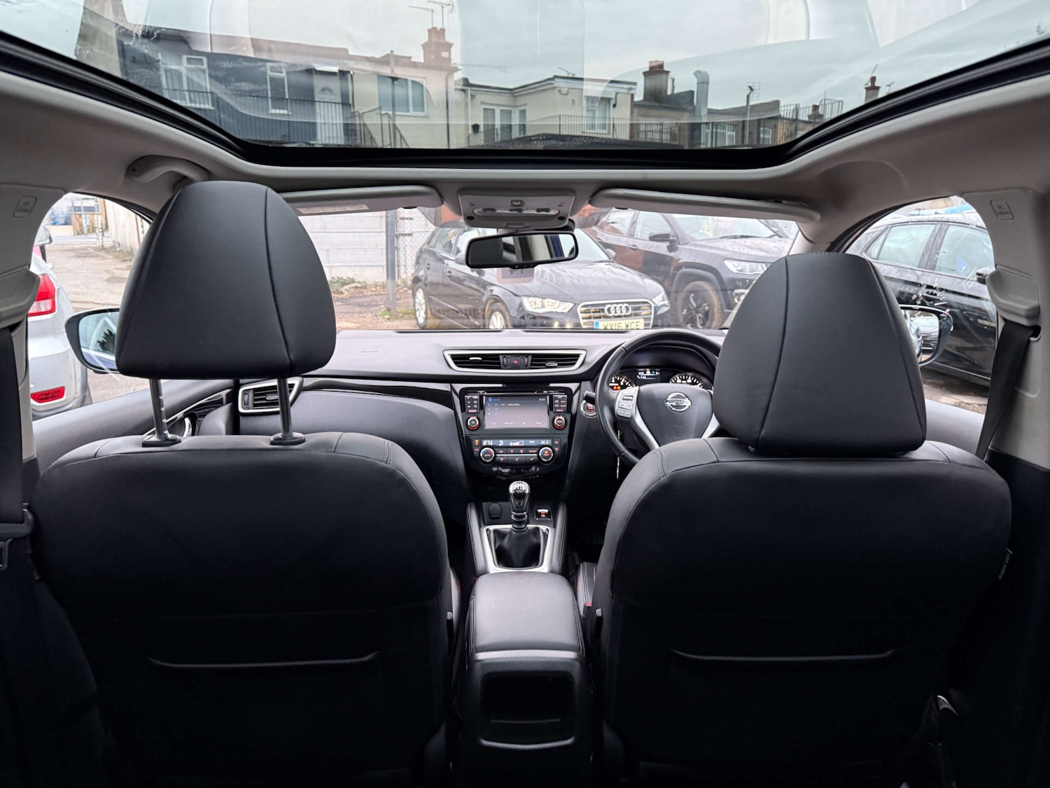 Used Nissan Qashqai 2015 for sale - 76663150: Photo 18