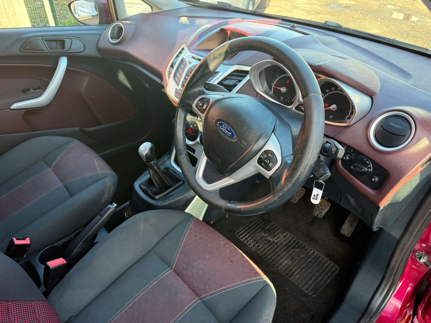 Used Ford Fiesta 2009 for sale - 76830140: Photo 18