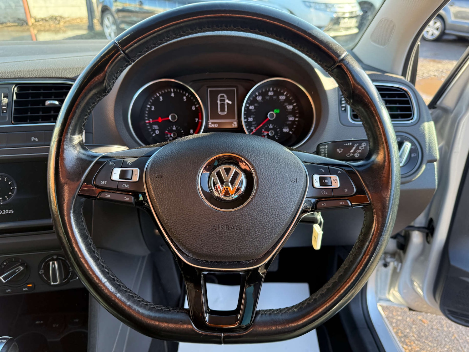 Used Volkswagen Polo 2017 for sale - 77567784: Photo 30