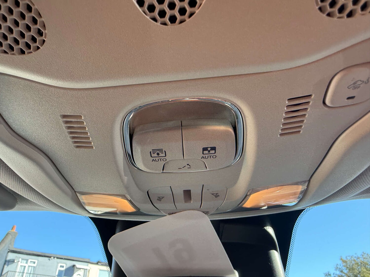 Used Jeep Renegade 2017 for sale - 76379072: Photo 35