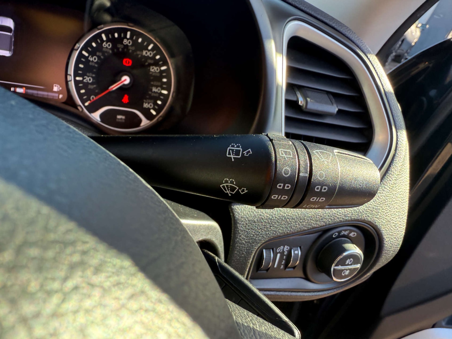 Used Jeep Renegade 2017 for sale - 76379072: Photo 36