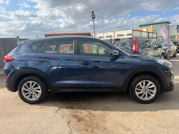 Used Hyundai TUCSON 2017 for sale - 79607405: Photo