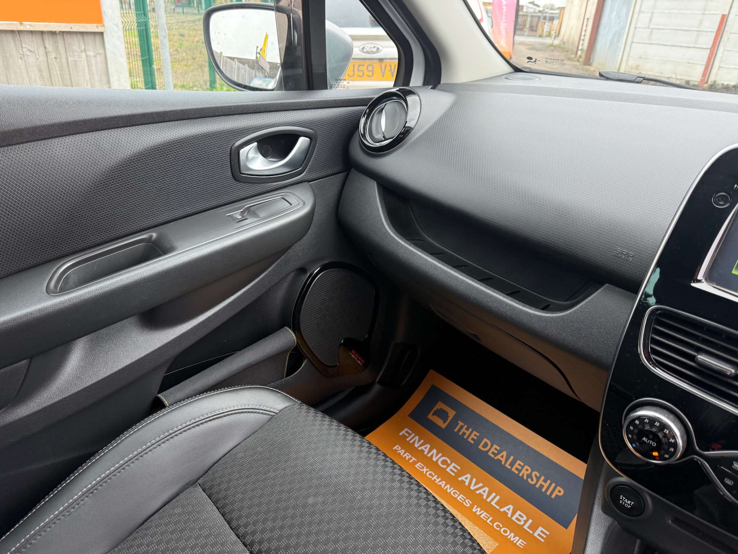 Used Renault Clio 2019 for sale - 77708233: Photo 35