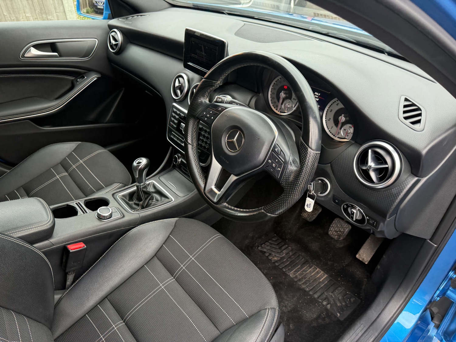 Used Mercedes-Benz A-Class 2015 for sale - 76595226: Photo 26