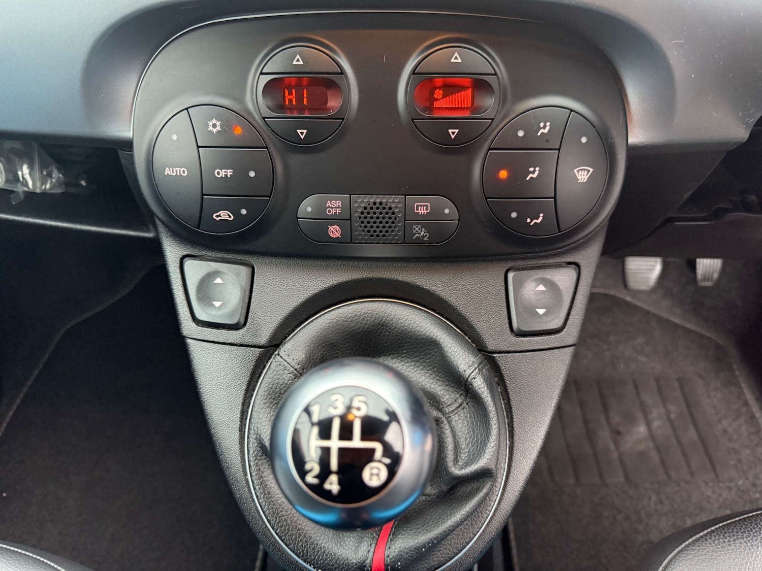 Used Fiat 500 2015 for sale - 76855234: Photo 25