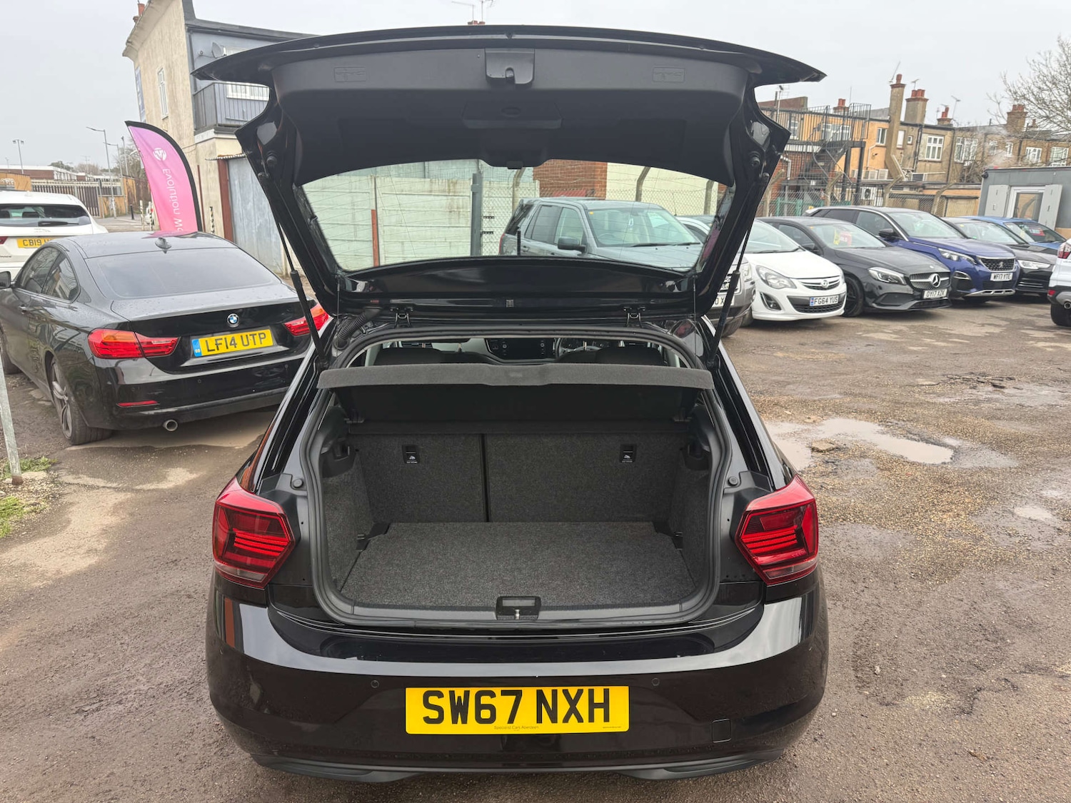 Used Volkswagen Polo 2018 for sale - 77328568: Photo 11