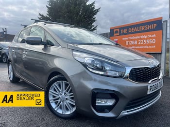 Used Kia Carens 2018 for sale - 79803669: Photo