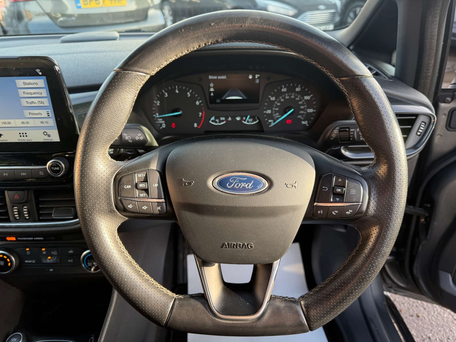 Used Ford Fiesta 2017 for sale - 76830930: Photo 24