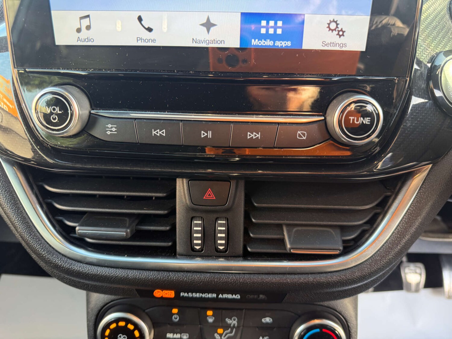 Used Ford Fiesta 2017 for sale - 76830930: Photo 29