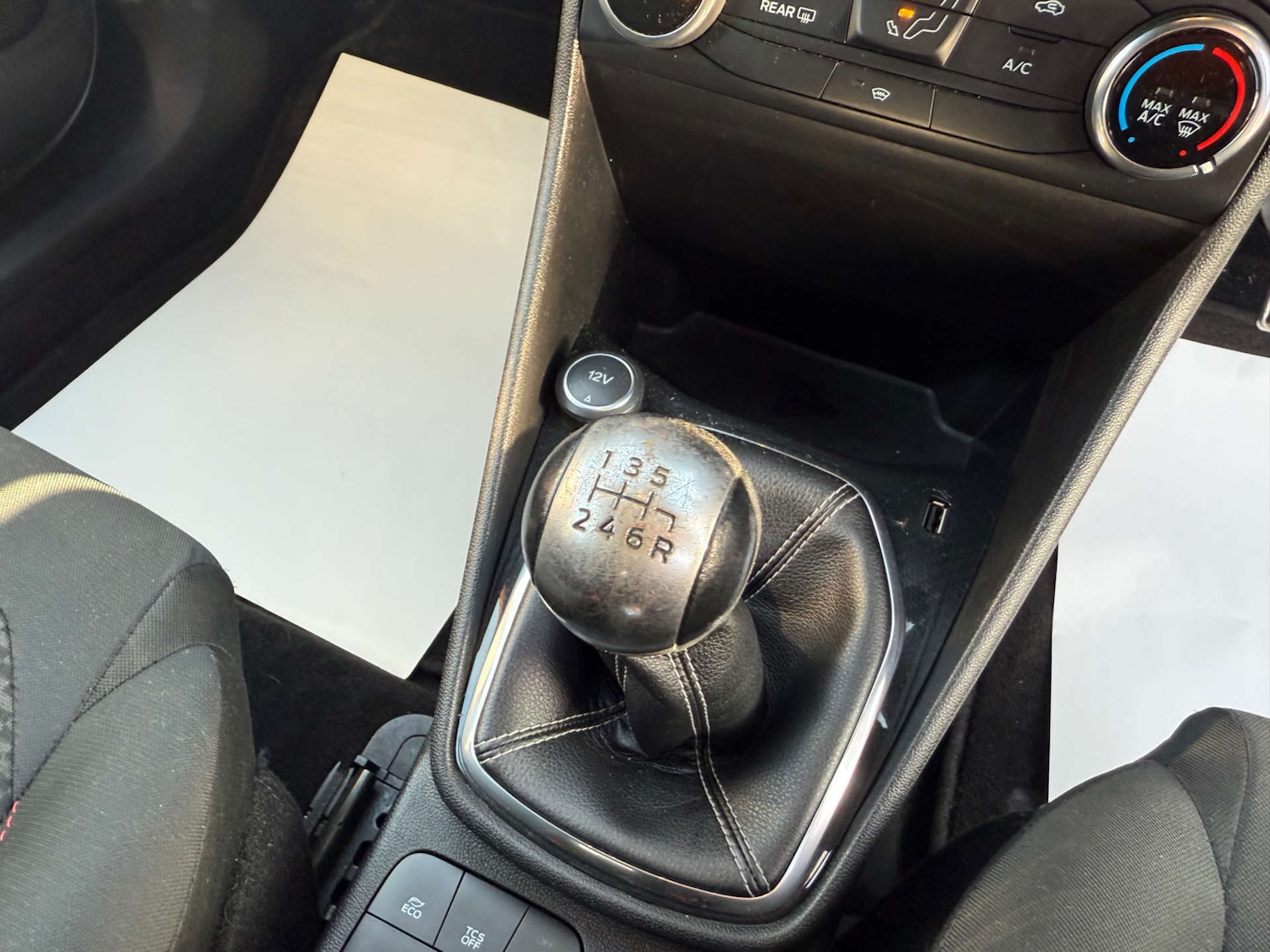 Used Ford Fiesta 2017 for sale - 76830930: Photo 32