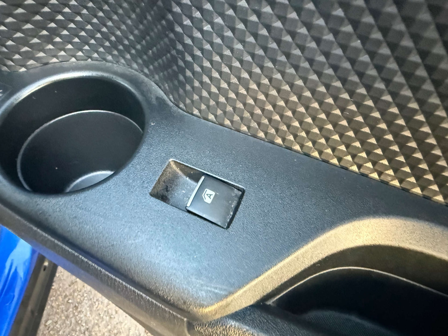 Used Toyota C-HR 2018 for sale - 77022313: Photo 20