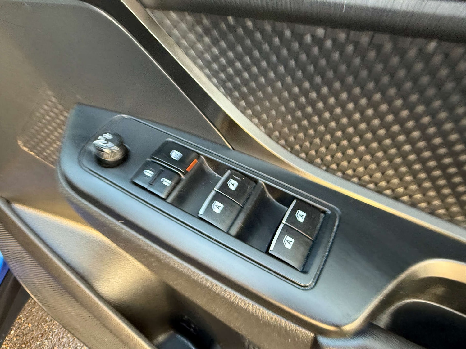 Used Toyota C-HR 2018 for sale - 77022313: Photo 27