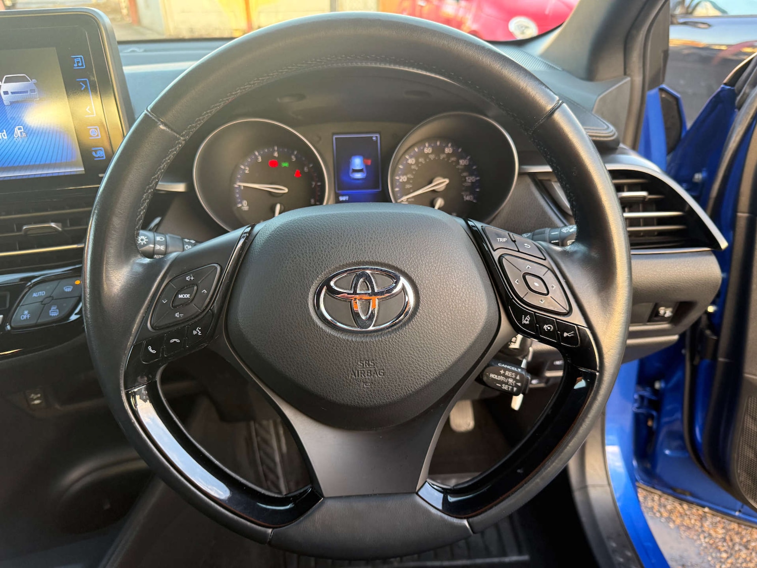 Used Toyota C-HR 2018 for sale - 77022313: Photo 33