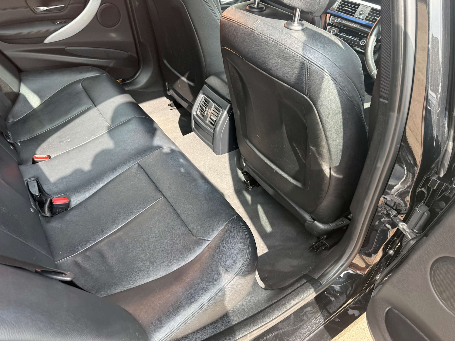 Used BMW 3 Series 2018 for sale - 77980250: Photo 18