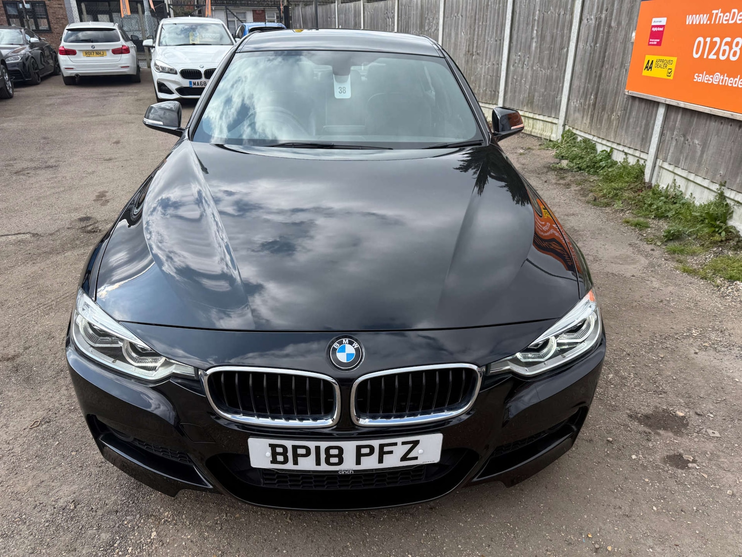 Used BMW 3 Series 2018 for sale - 77980250: Photo 2