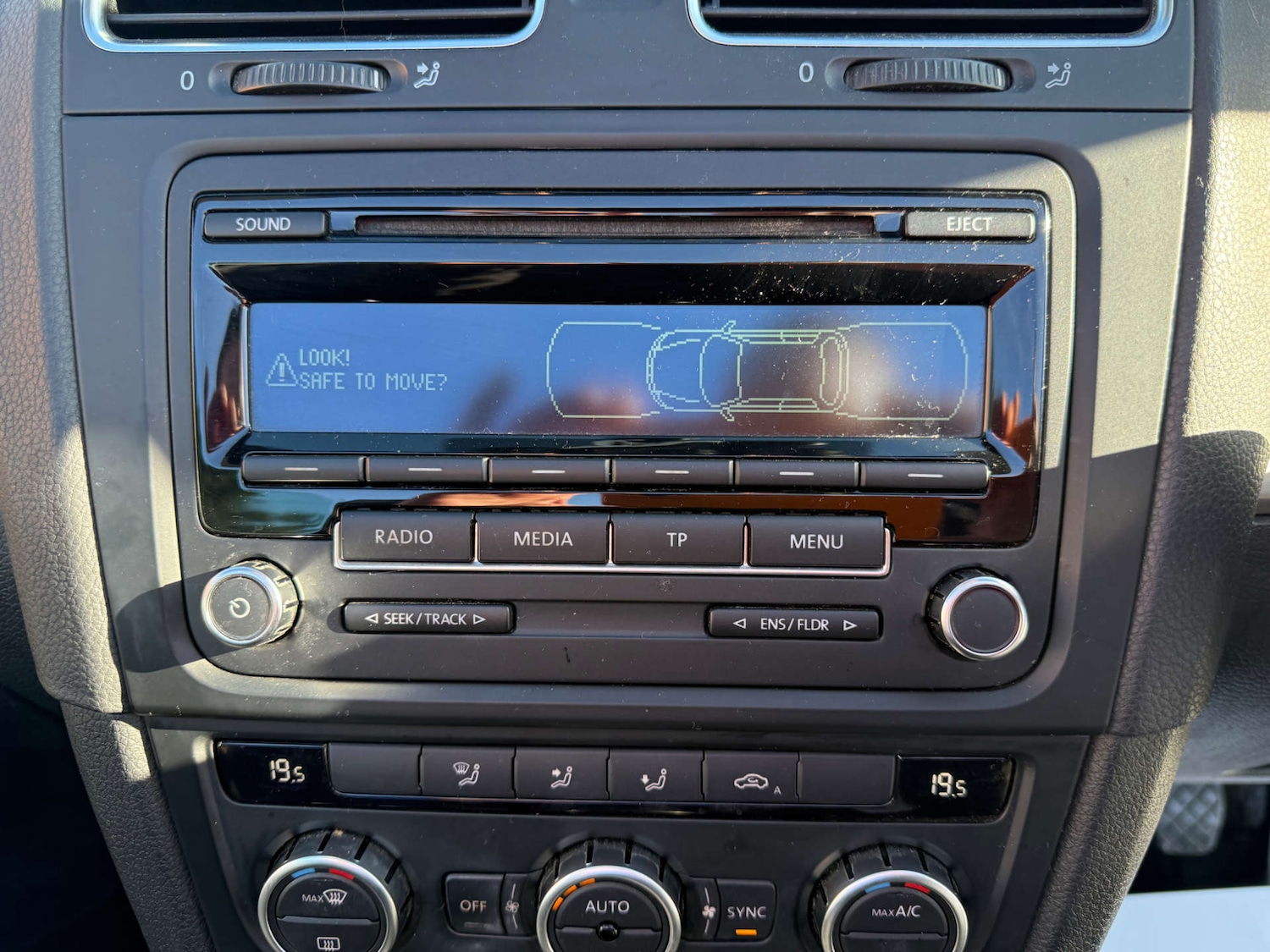 Used Volkswagen Golf 2013 for sale - 77975388: Photo 24