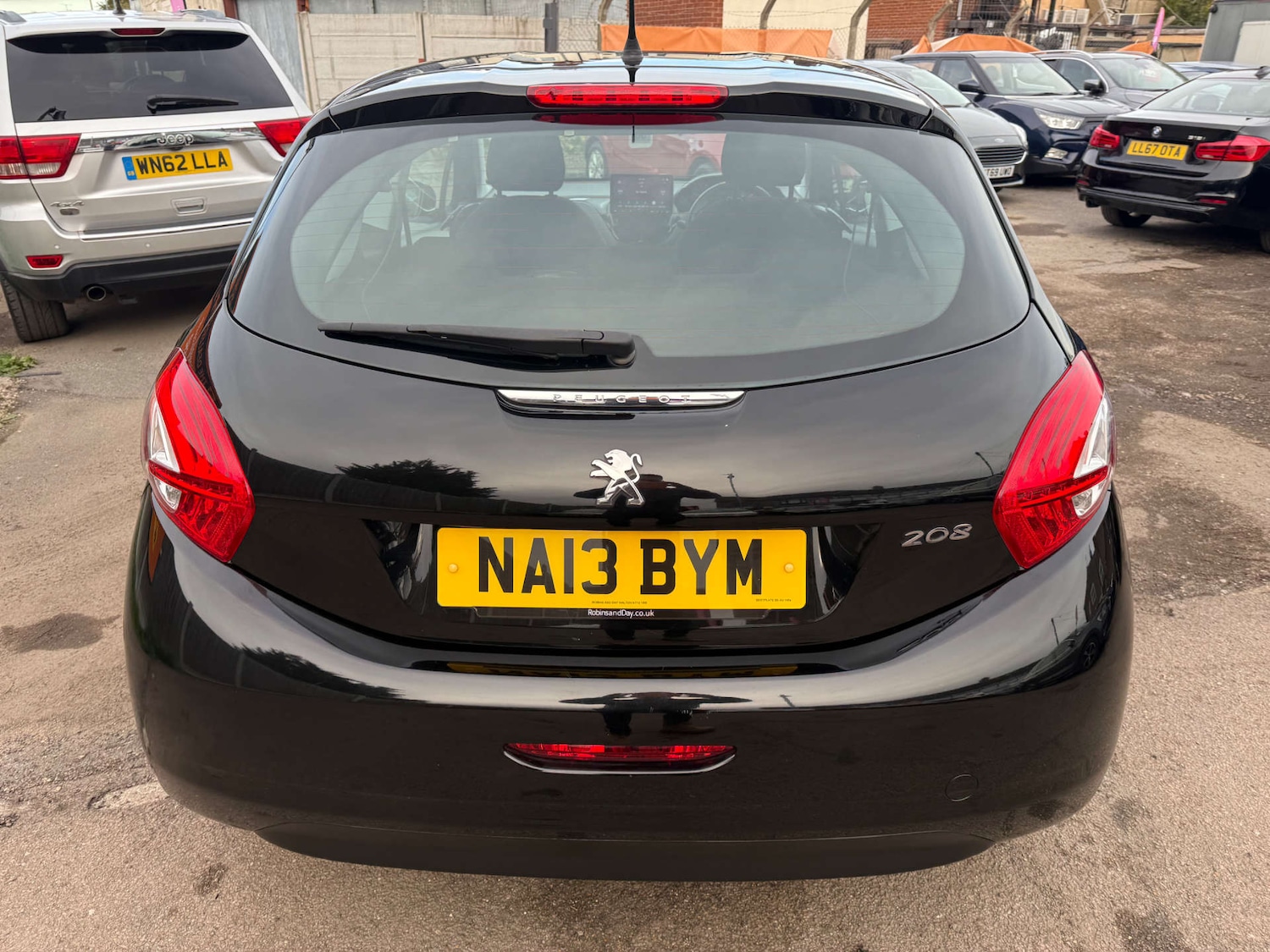 Used Peugeot 208 2013 for sale - 76351998: Photo 12
