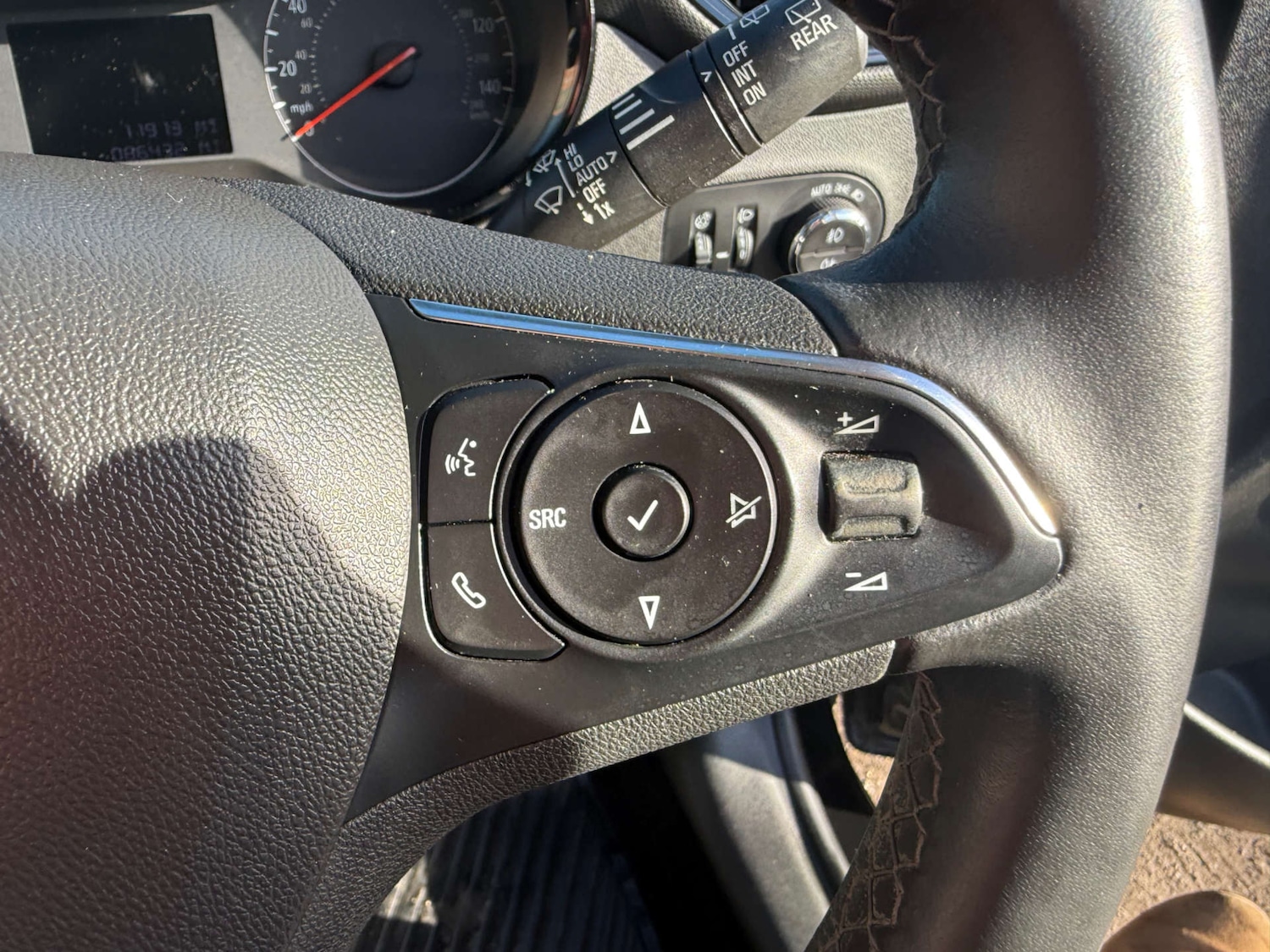 Used Vauxhall Crossland X 2019 for sale - 76848472: Photo 28