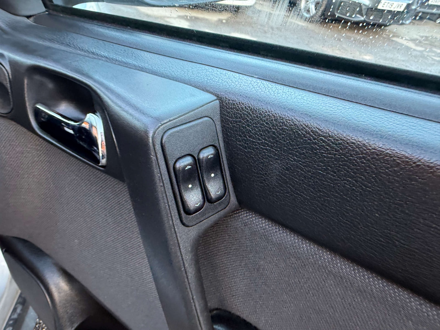 Used Vauxhall Astra 2004 for sale - 77161980: Photo 18