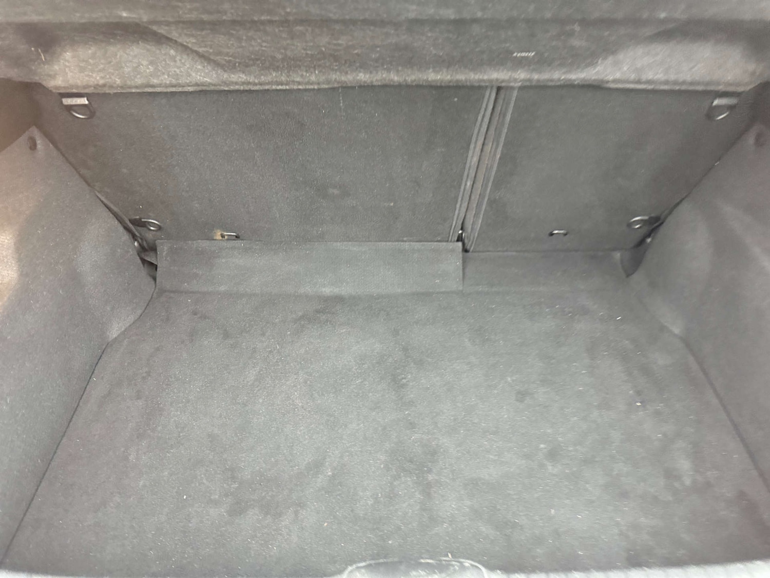 Used Peugeot 208 2017 for sale - 76854624: Photo 16