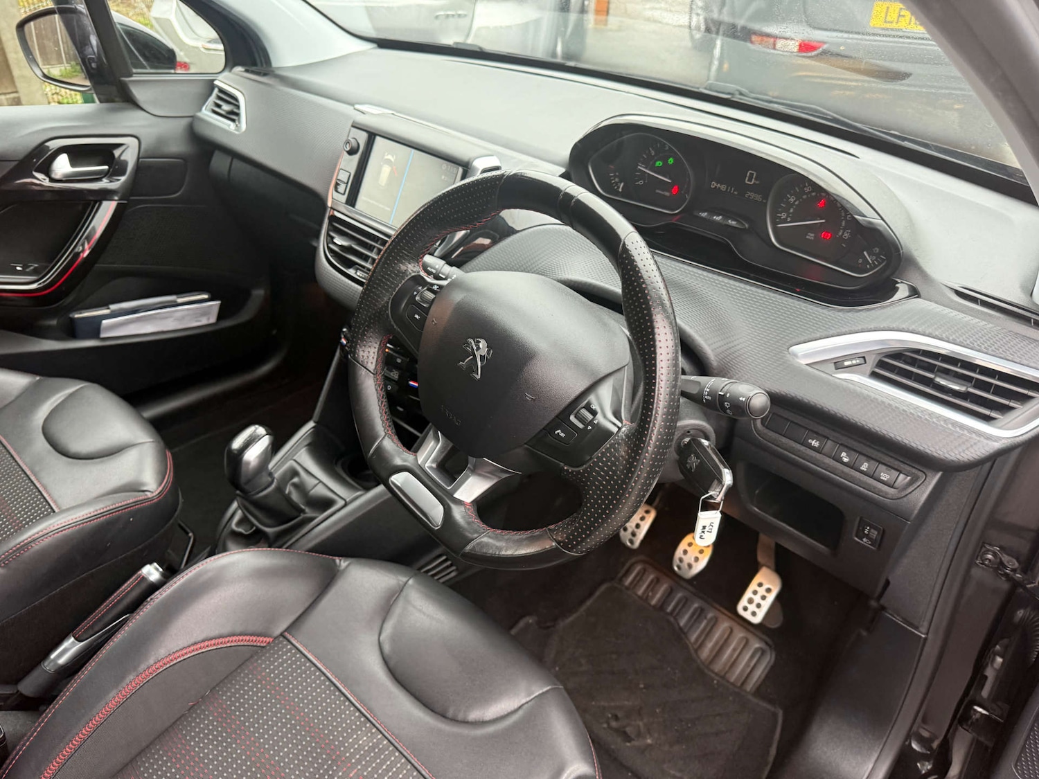 Used Peugeot 208 2017 for sale - 76854624: Photo 25