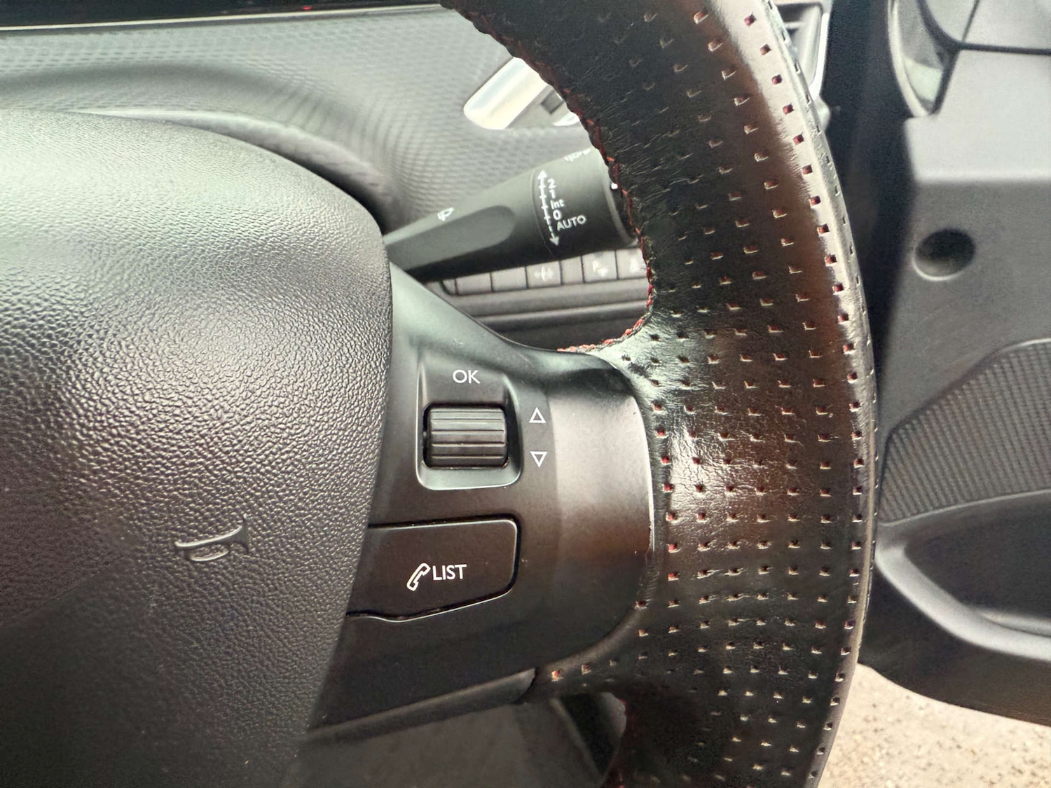 Used Peugeot 208 2017 for sale - 76854624: Photo 30