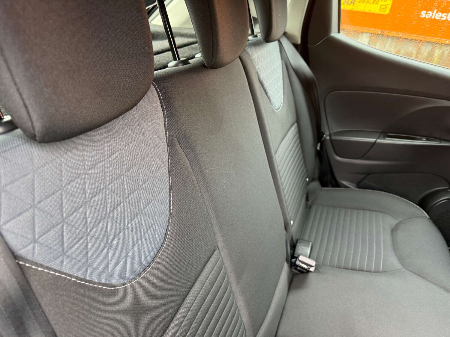 Used Renault Clio 2015 for sale - 77470096: Photo 16