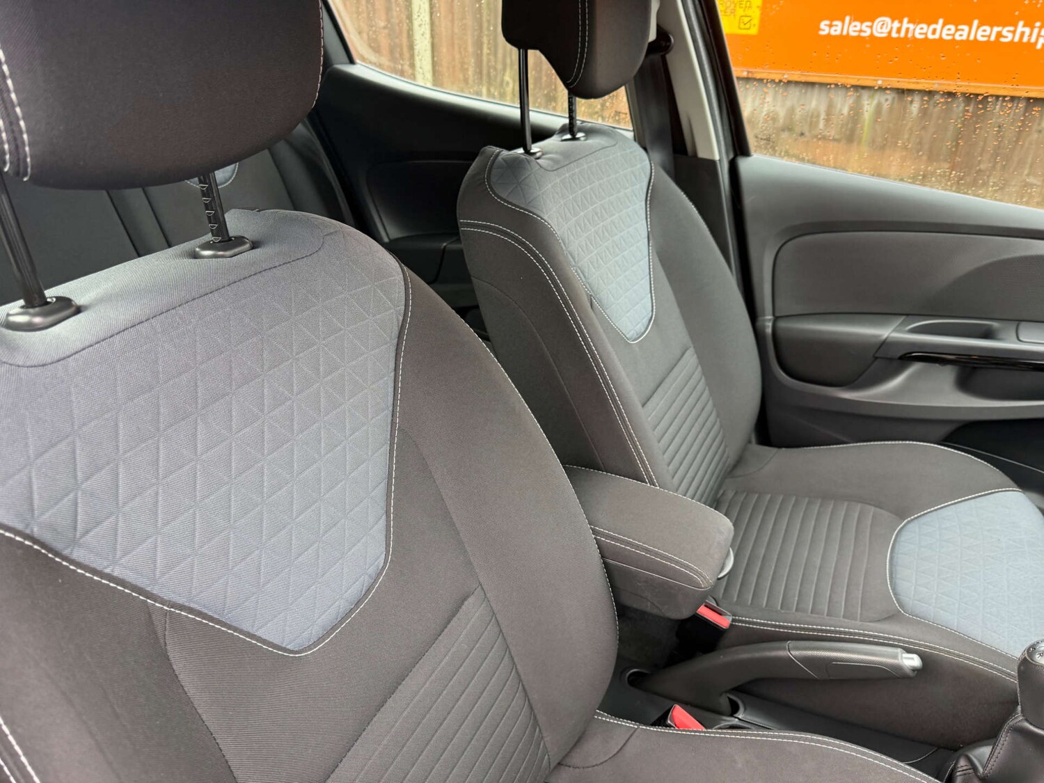 Used Renault Clio 2015 for sale - 77470096: Photo 22