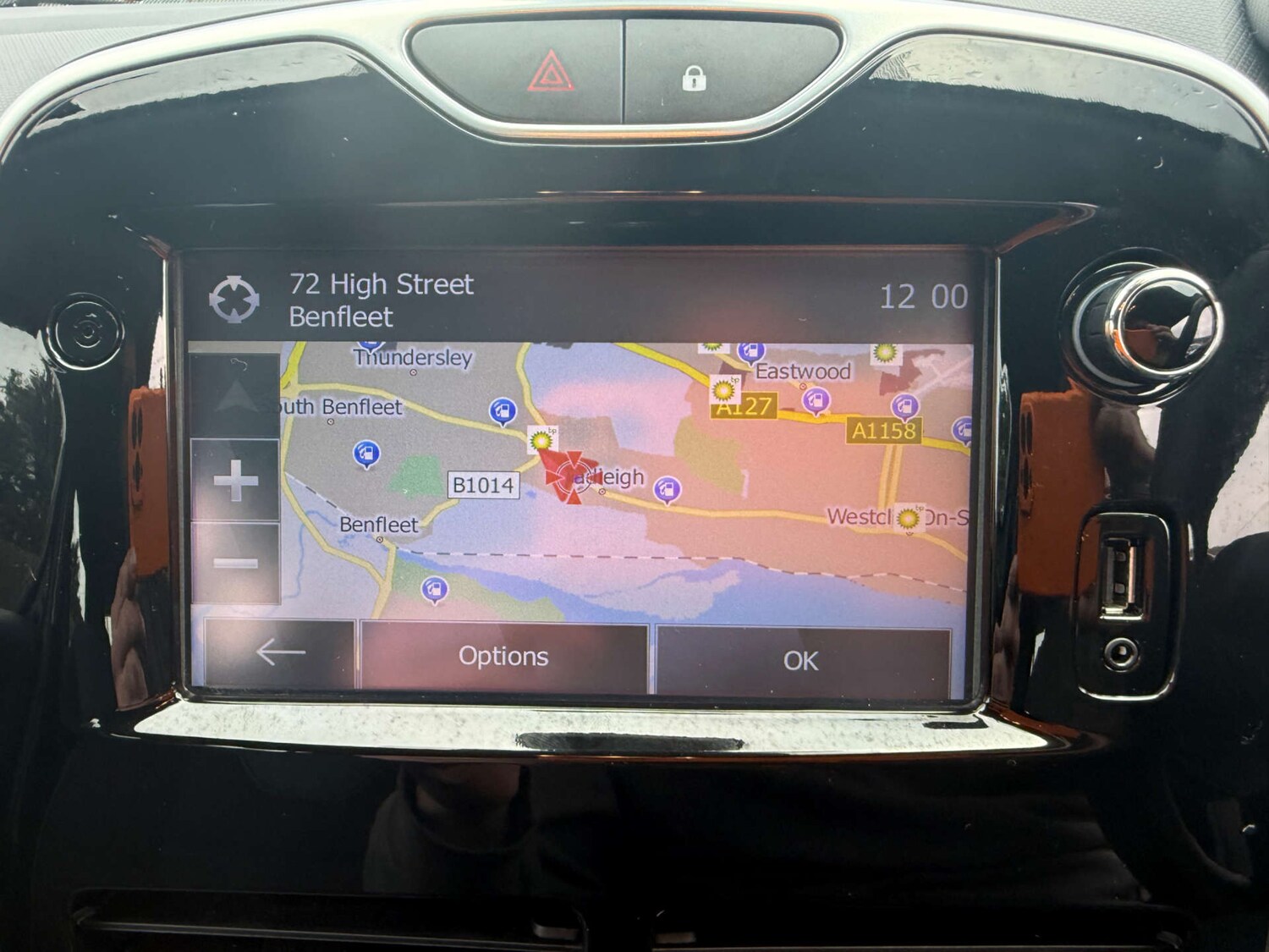 Used Renault Clio 2015 for sale - 77470096: Photo 32