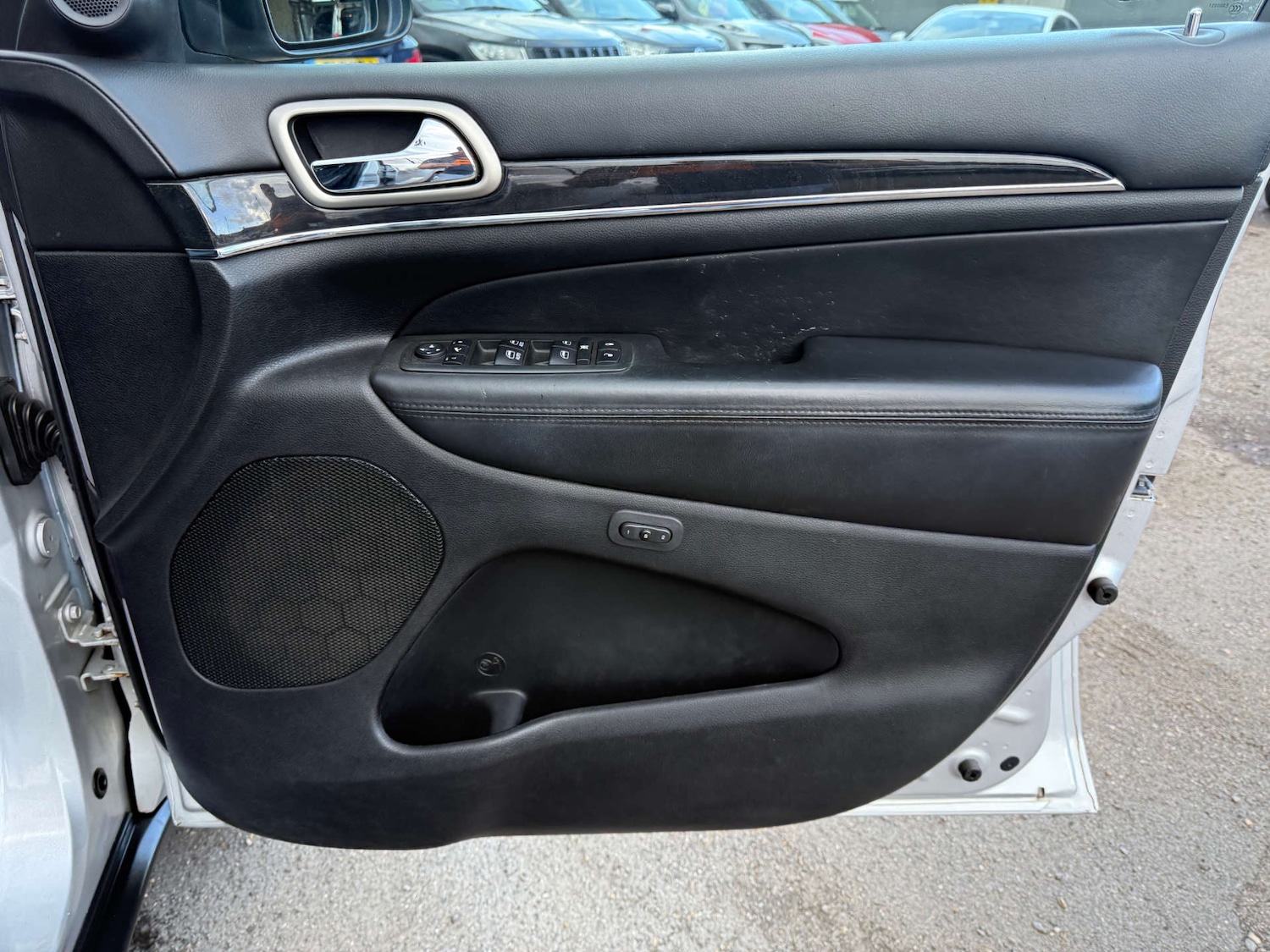 Used Jeep Grand Cherokee 2012 for sale - 76217320: Photo 36