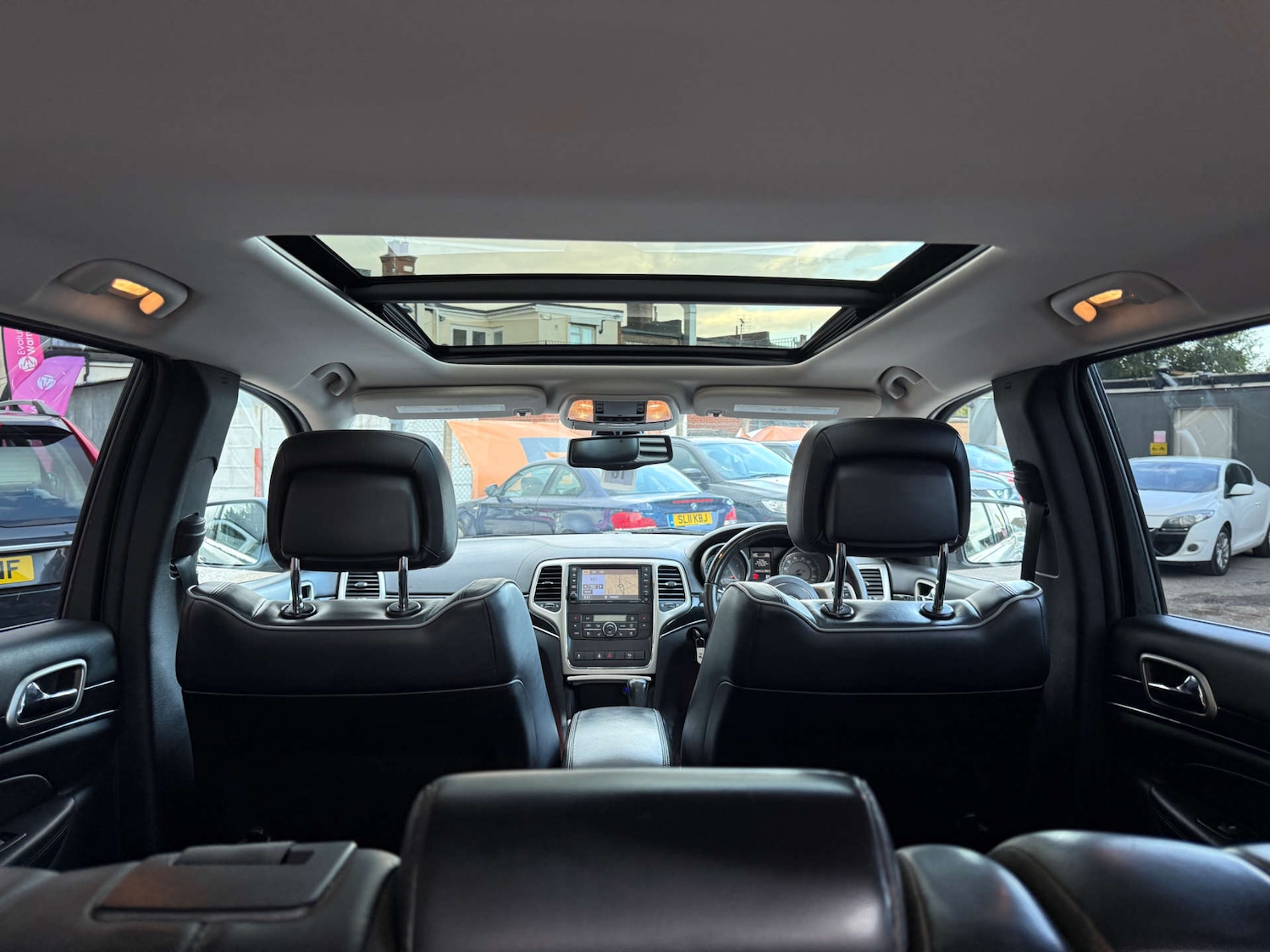 Used Jeep Grand Cherokee 2012 for sale - 76217320: Photo 44