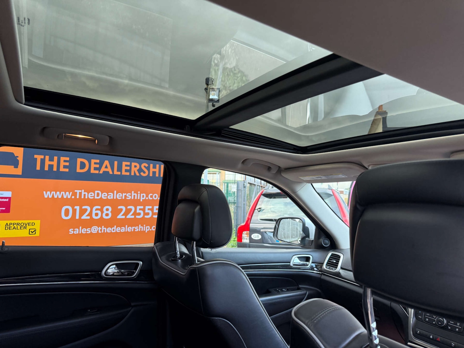 Used Jeep Grand Cherokee 2012 for sale - 76217320: Photo 47