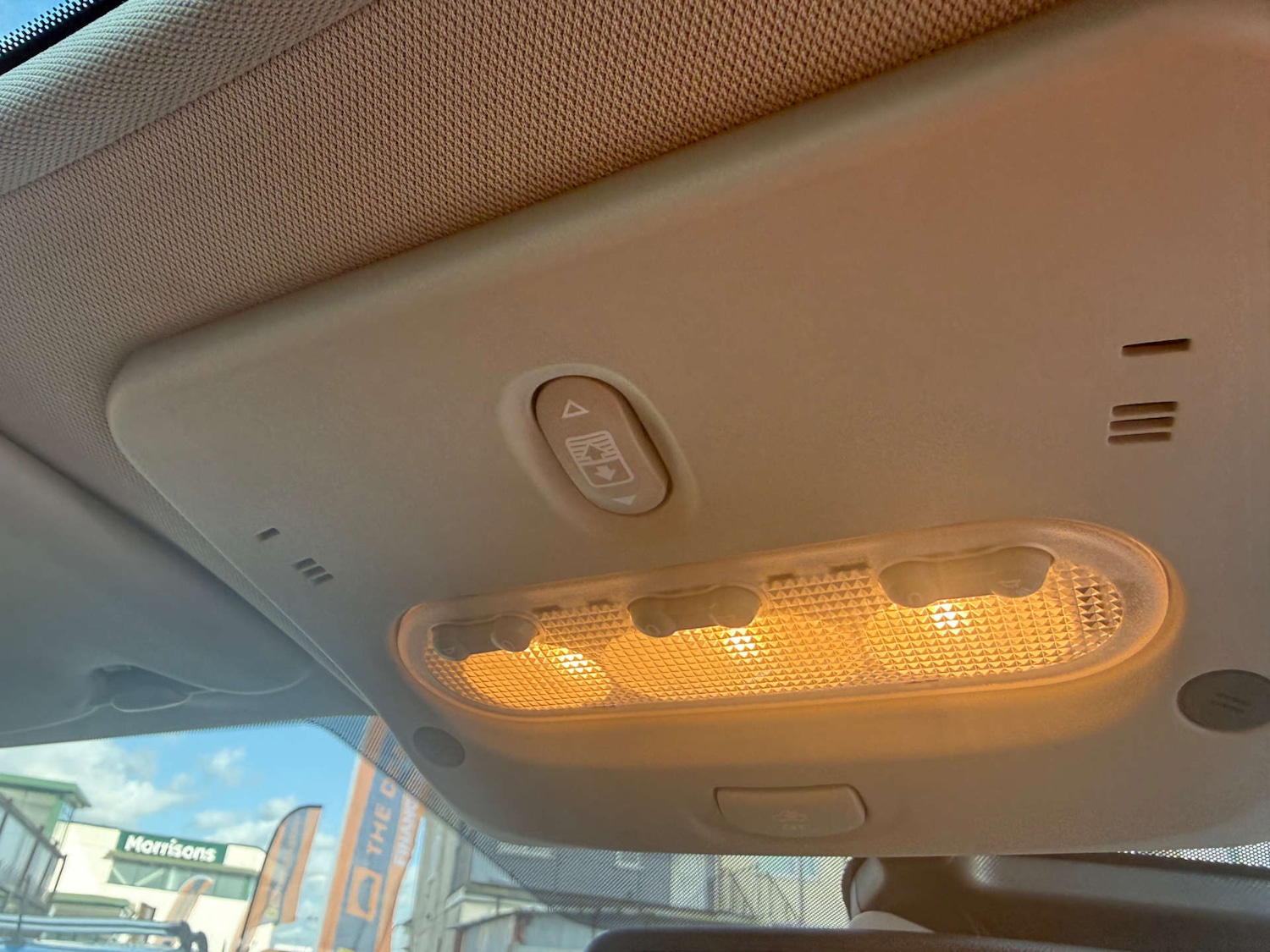 Used Nissan Qashqai 2015 for sale - 77896408: Photo 41