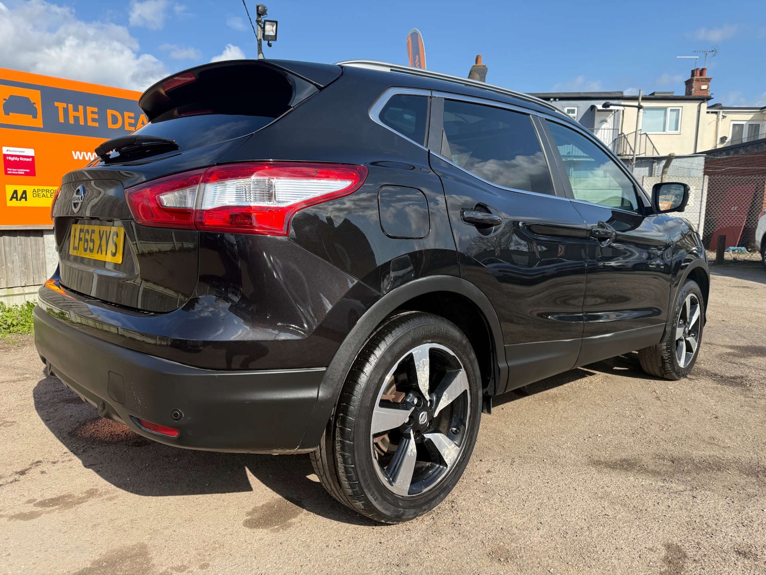 Used Nissan Qashqai 2015 for sale - 77896408: Photo 5