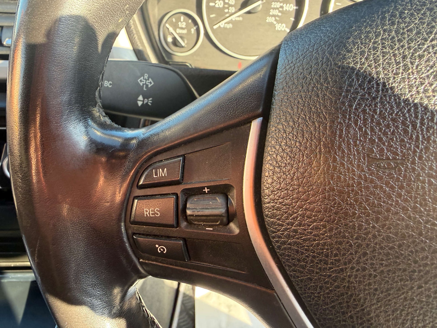 Used BMW 3 Series 2017 for sale - 77079028: Photo 33