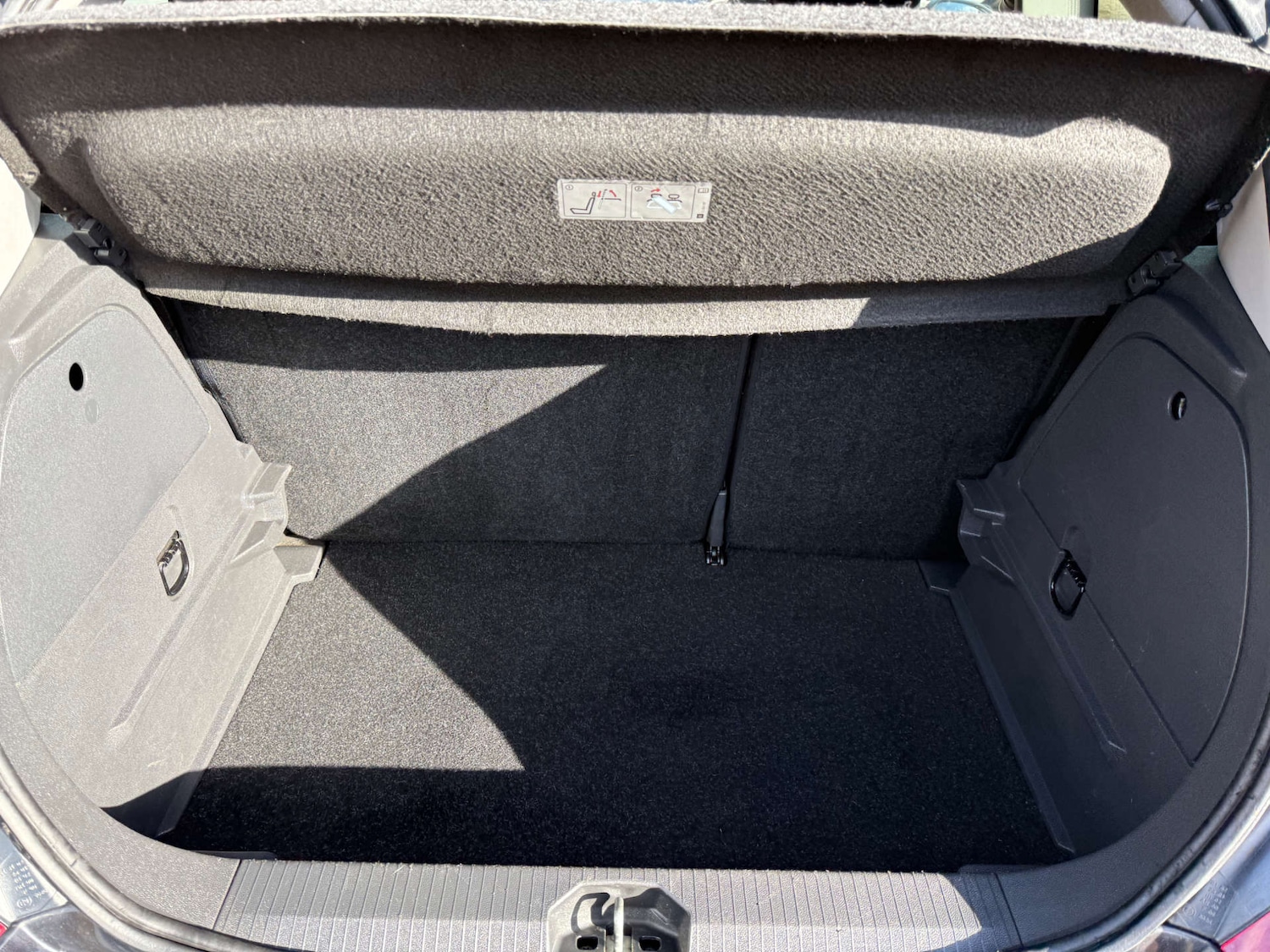 Used Vauxhall Corsa 2010 for sale - 76391865: Photo 16